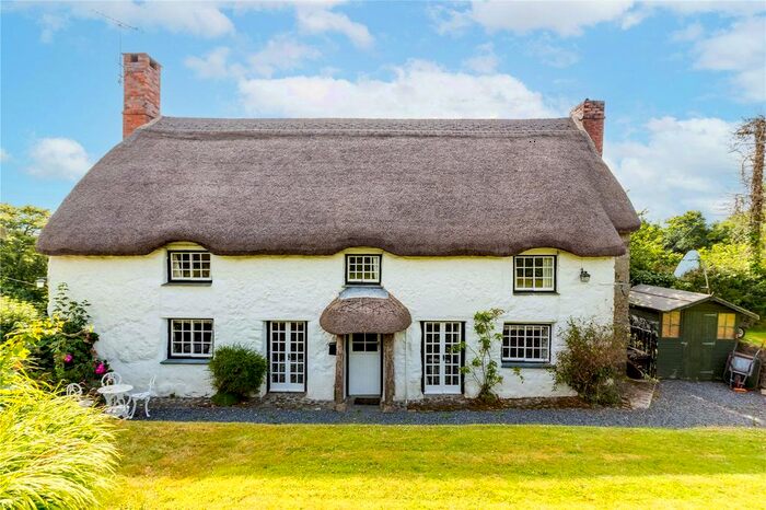 4 Bedroom Detached House For Sale In Manaccan, Helston, Cornwall, TR12