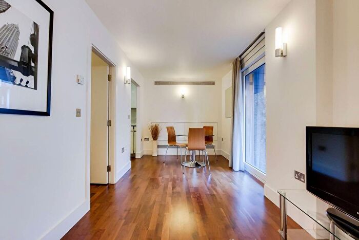 1 Bedroom Flat To Rent In Weymouth Street, Marylebone, London, W1W