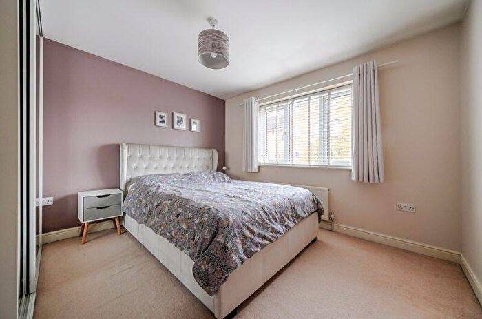 3 Bedroom Terraced House For Sale In Stanley Close, New Eltham, SE9