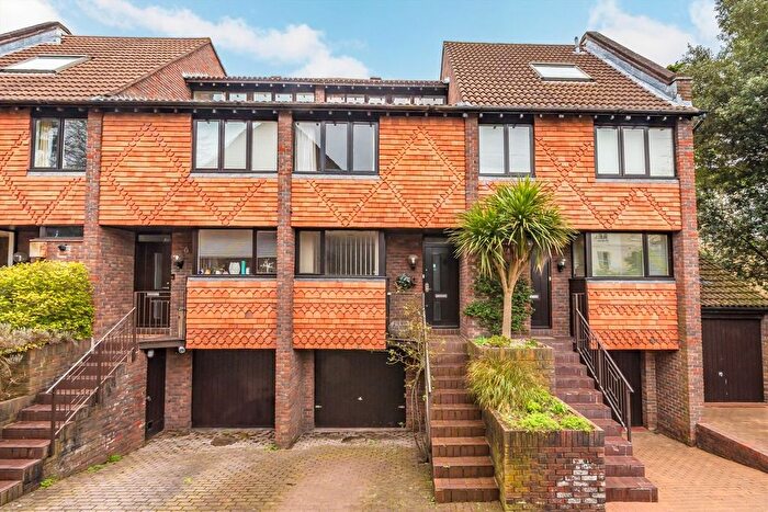 2 Bedroom Terraced House To Rent In Mallard Place, Twickenham, TW1