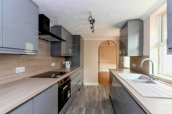 3 Bedroom Semi-Detached House To Rent In New Park, March, PE15