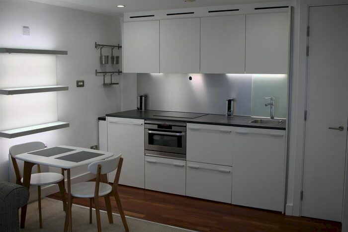 1 Bedroom Flat To Rent In St. Pauls Square, Liverpool, L3