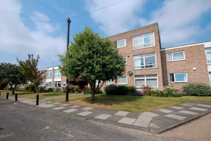 2 Bedroom Flat To Rent In Hunters Court, Newcastle Upon Tyne, NE3