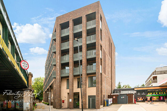 1 Bedroom Apartment For Sale In Loampit Vale, London, SE13