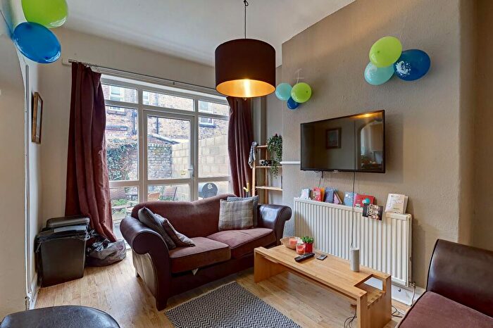 4 Bedroom Terraced House To Rent In Bedroom, Brookdale Road, L15