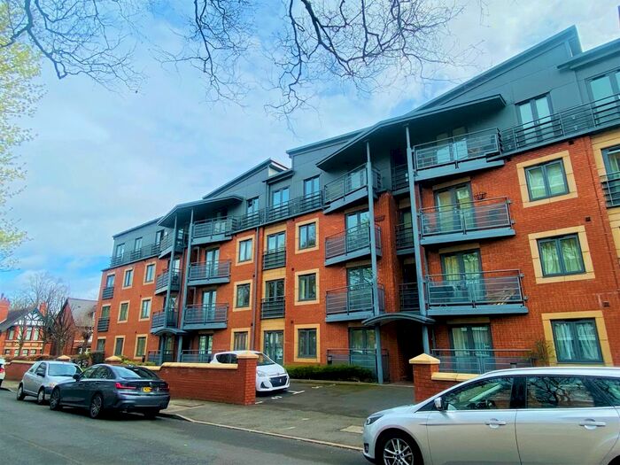 2 Bedroom Flat To Rent In Spire Court, Manor Road, Edgbaston, Birmingham, B16