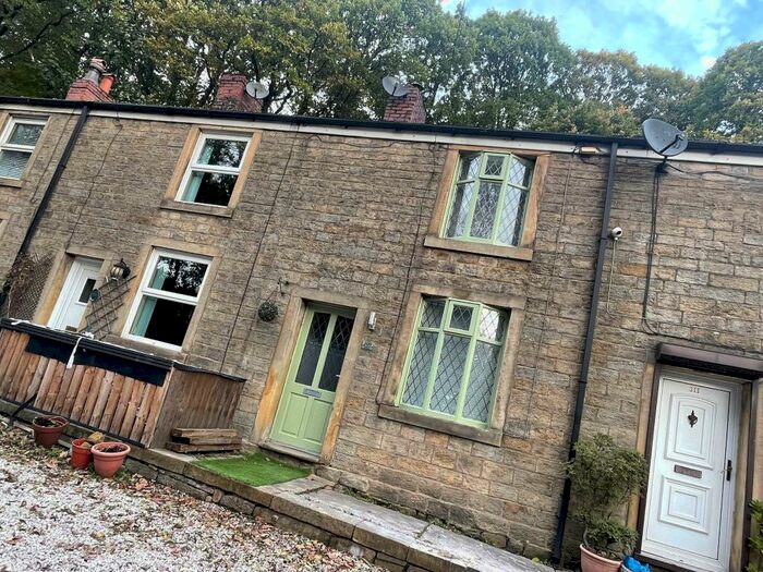 2 Bedroom Terraced House To Rent In Bury & Rochdale Old Road, OL10