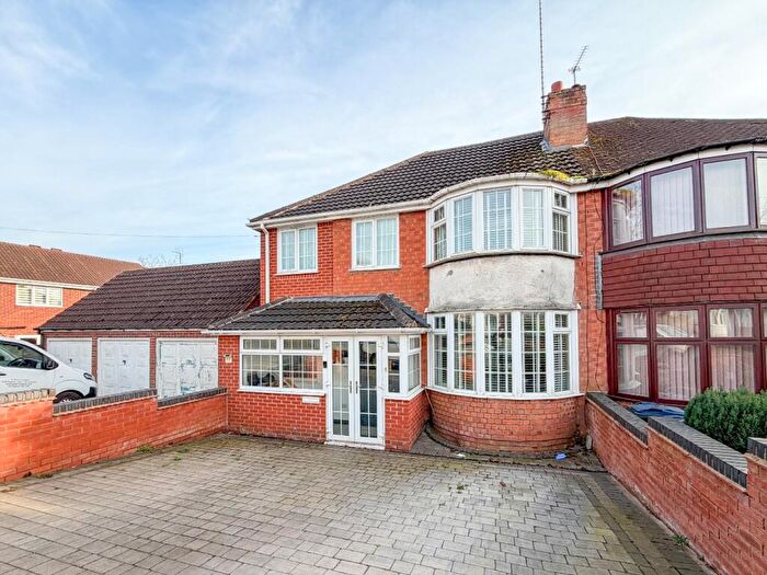 3 Bedroom Semi Detached House For Sale In Birmingham, West Midlands, B26