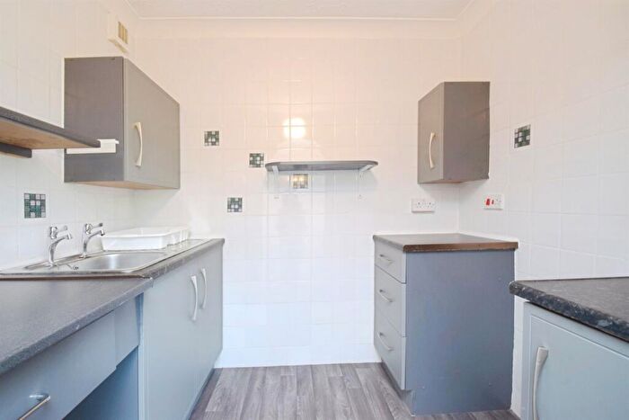 1 Bedroom Retirement Property To Rent In Homegower House, St Helens Road, Swansea, SA1