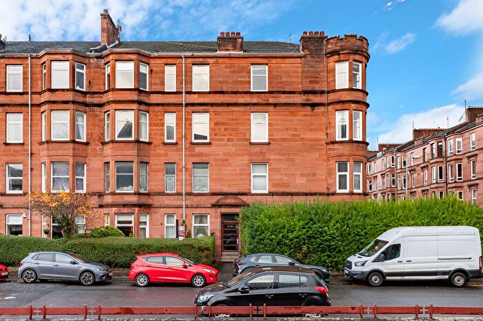 2 Bedroom Flat For Sale In Craigpark, Dennistoun, Glasgow, G31