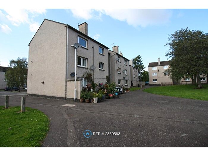2 Bedroom Flat To Rent In Bruce Gardens, Dalkeith, EH22
