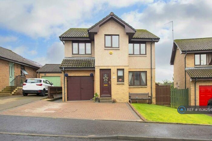4 Bedroom Detached House To Rent In Fairways, Stewarton, Kilmarnock, KA3