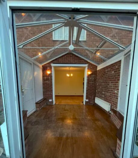 4 Bedroom Semi-Detached House To Rent In Marnham Crescent, Greenford, UB6