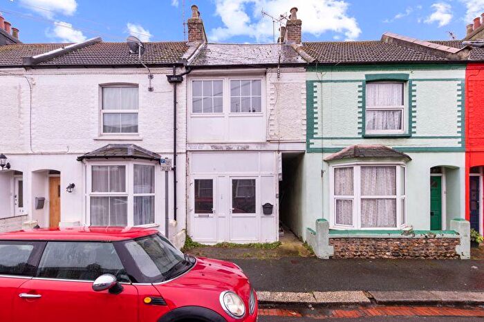 1 Bedroom Detached House To Rent In Merchant Street, Bognor Regis, PO21