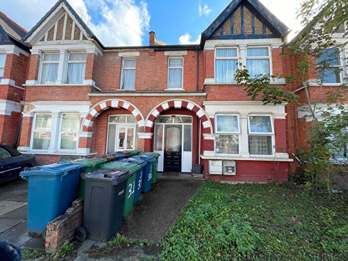 2 Bedroom Terraced House To Rent In Wellesley Road, Harrow, HA1