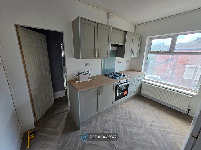 3 Bedroom Flat To Rent In Stuart Street, Leicester, LE3