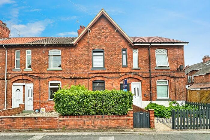 3 Bedroom Terraced House For Sale In Pond Street, Selby, North Yorkshire, YO8