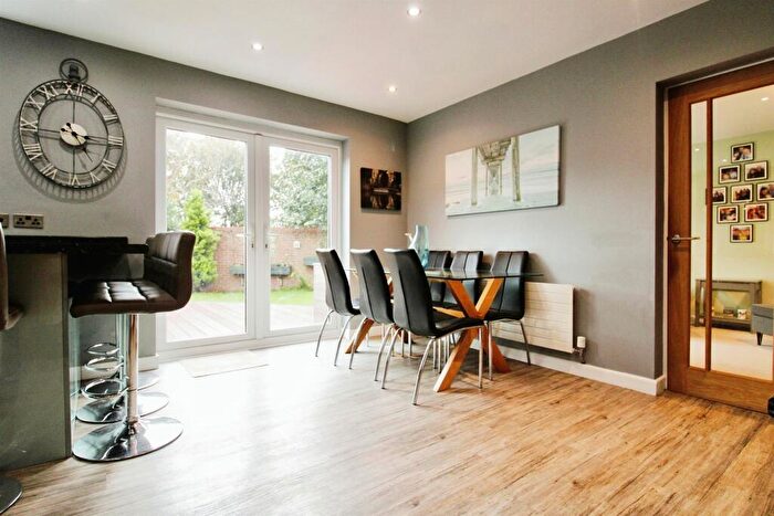 4 Bedroom Detached House For Sale In Grimson Close, Sully, Penarth, CF64