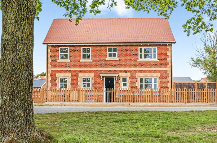 4 Bedroom Detached House For Sale In The Oaks, Great Green, IP30