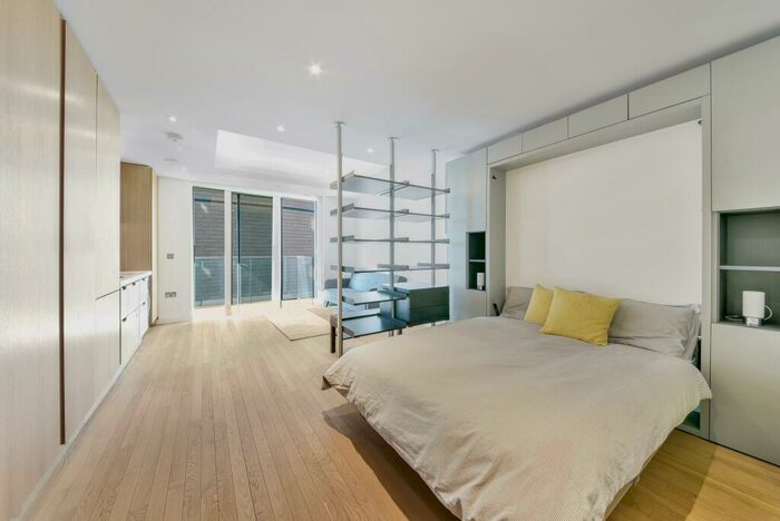 Apartment To Rent In Park Vista Tower, Wapping Lane, London, E1W