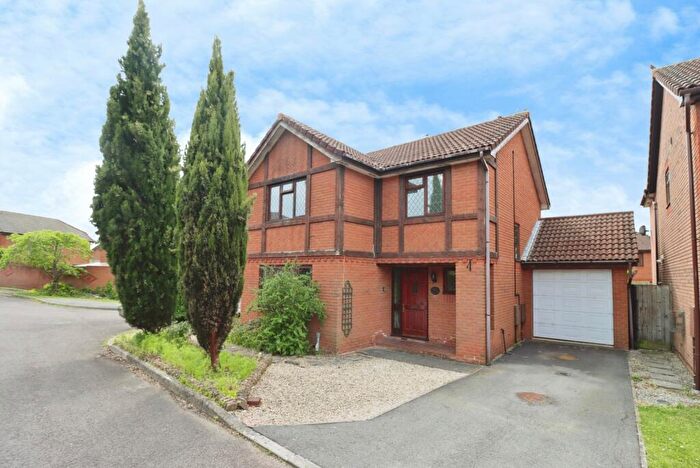4 Bedroom Detached House For Sale In Campion Drive, Bradley Stoke, Bristol, BS32