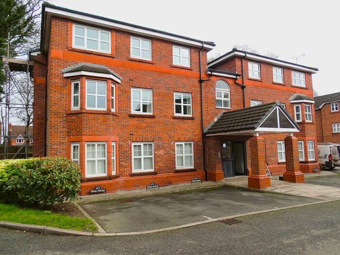 2 Bedroom Flat To Rent In Pear Tree Court, Aspull, WN2