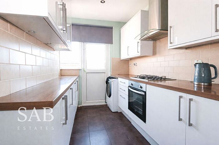 3 Bedroom Terraced House To Rent In Somerset Road, Southall, UB1