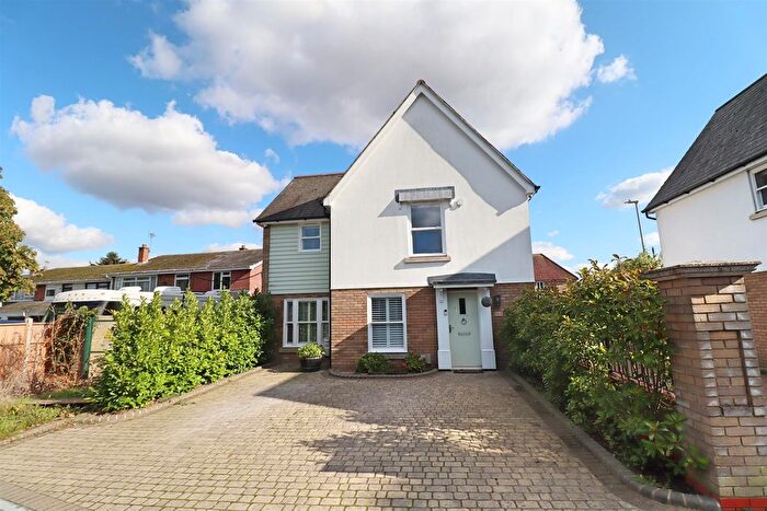 4 Bedroom Detached House For Sale In Granary Halt, Rayne, Braintree, CM77