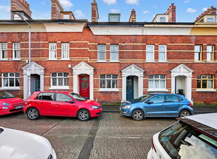 4 Bedroom Mid Terraced House For Sale In Rathgar Street, Belfast, BT9