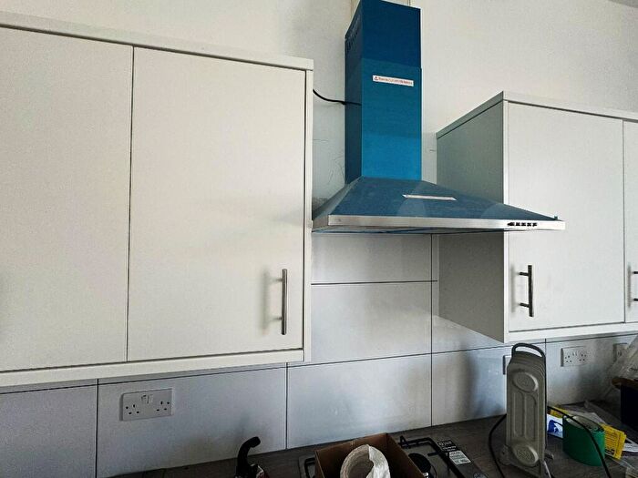 4 Bedroom Semi-Detached House To Rent In Filton Avenue, Bristol, BS7