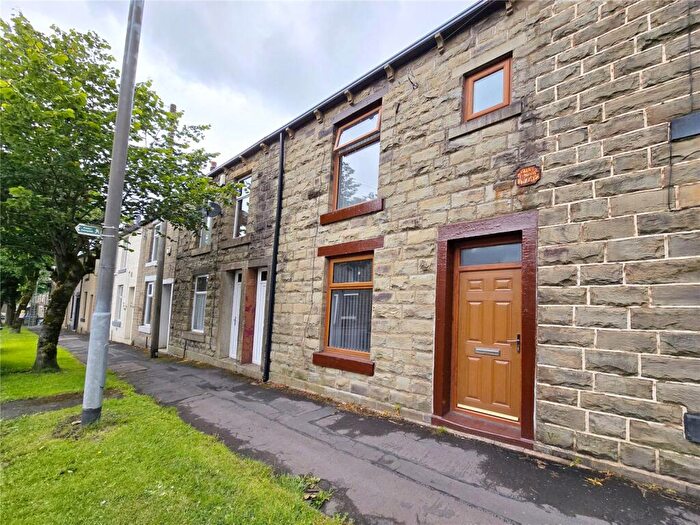 2 Bedroom Terraced House For Sale In New Line, Bacup, Rossendale, OL13