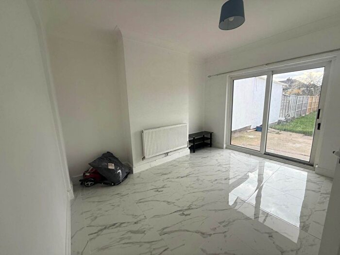 3 Bedroom Semi-Detached House To Rent In Westwick Gardens, Hounslow, TW4