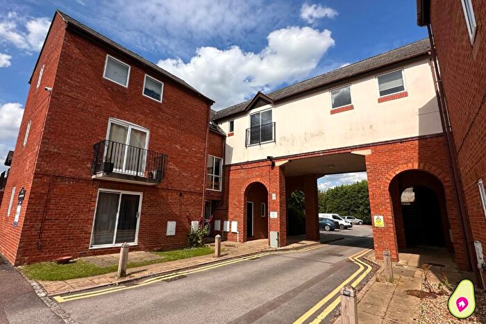 Studio For Sale In Westholm Court, Bicester, Oxfordshire, OX26