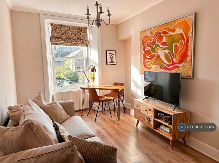 1 Bedroom Flat To Rent In High St, Linlithgow, EH49