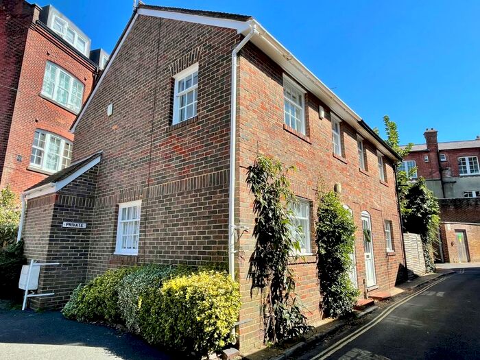 3 Bedroom Semi-Detached House To Rent In Castle Ditch Lane, Lewes, BN7