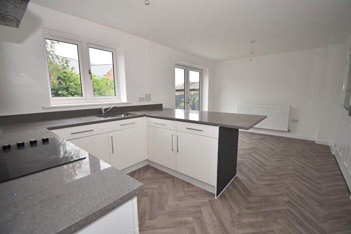 4 Bedroom Detached House For Sale In Garland Meadow, Tithebarn, Exeter, EX1