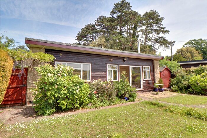 2 Bedroom Bungalow For Sale In Cleeve Park, Chapel Cleeve, Minehead, Somerset, TA24
