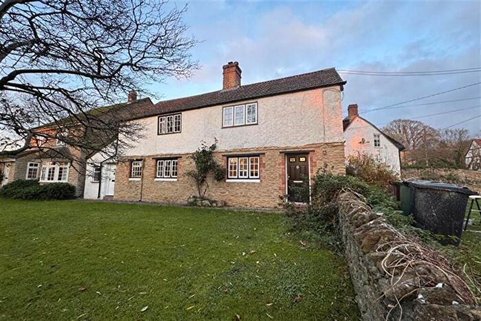 2 Bedroom Cottage To Rent In Pettiwell, Garsington, Oxford, OX44