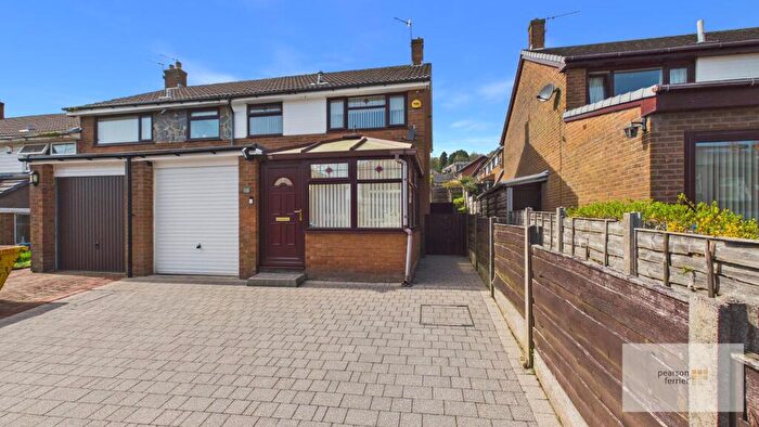 3 Bedroom End Of Terrace House For Sale In Earl Road, Ramsbottom, Bury, BL0