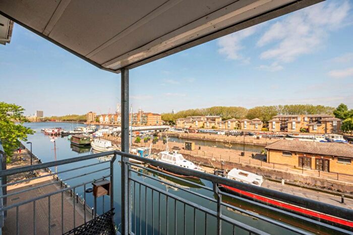 2 Bedroom Flat To Rent In Rainbow Quay, Rotherhithe, London, SE16