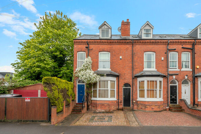 4 Bedroom End Of Terrace House To Rent In Lonsdale Road, Harborne, B17