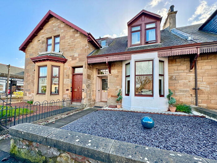 3 Bedroom Terraced House For Sale In Wallace Street, Grangemouth, FK3
