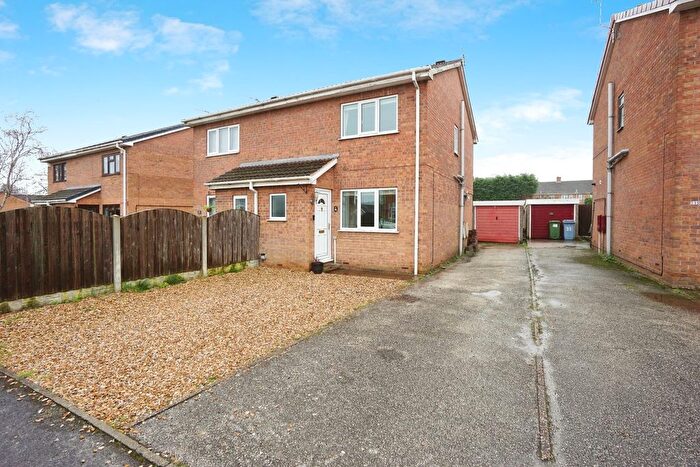 3 Bedroom Semi Detached House For Sale In Redforde Park Avenue, Retford, DN22