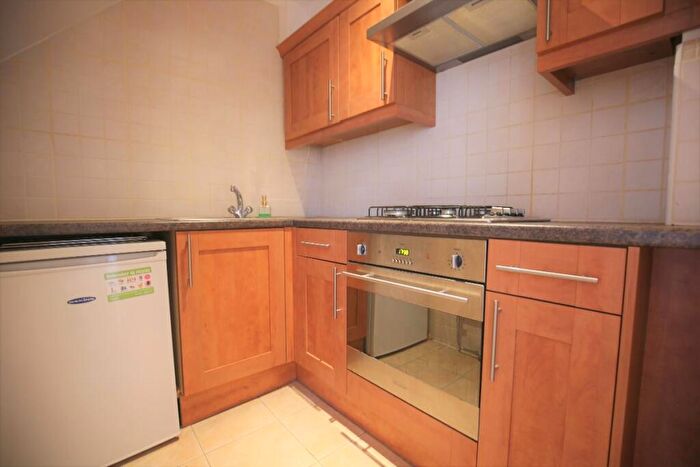 1 Bedroom Flat To Rent In Fortess Road, London, NW5