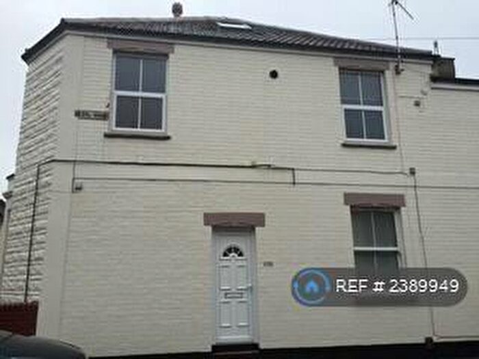 2 Bedroom Flat To Rent In Bedminster, Bristol, BS3