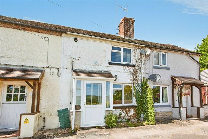2 Bedroom Property For Sale In Daisy Bank, Mayfield, Ashbourne, DE6
