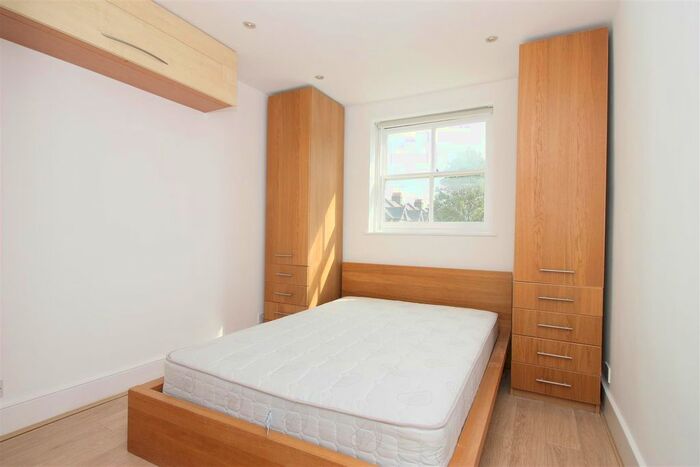 1 Bedroom Flat To Rent In Stronsa Road, Uxbridge Road, W12