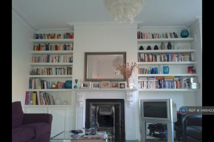 3 Bedroom Flat To Rent In Crouch End, London, N4