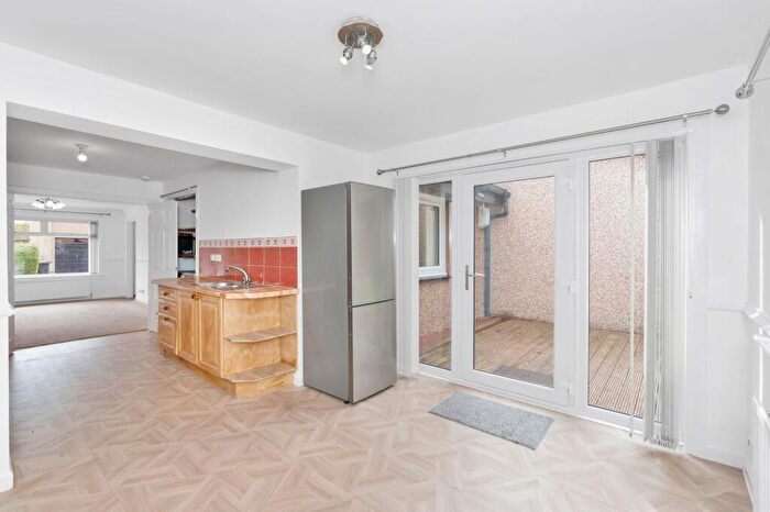 4 Bedroom Semi-Detached Bungalow For Sale In Nether Craigour, Edinburgh, EH17