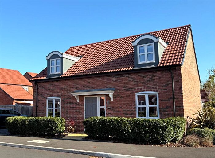 3 Bedroom Detached House For Sale In Calcraft Drive, Bottesford, NG13
